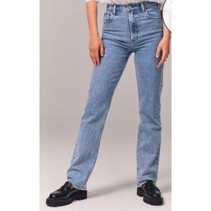Abercrombie & Fitch Curve Love 90's Straight Ultra High Rise Jean